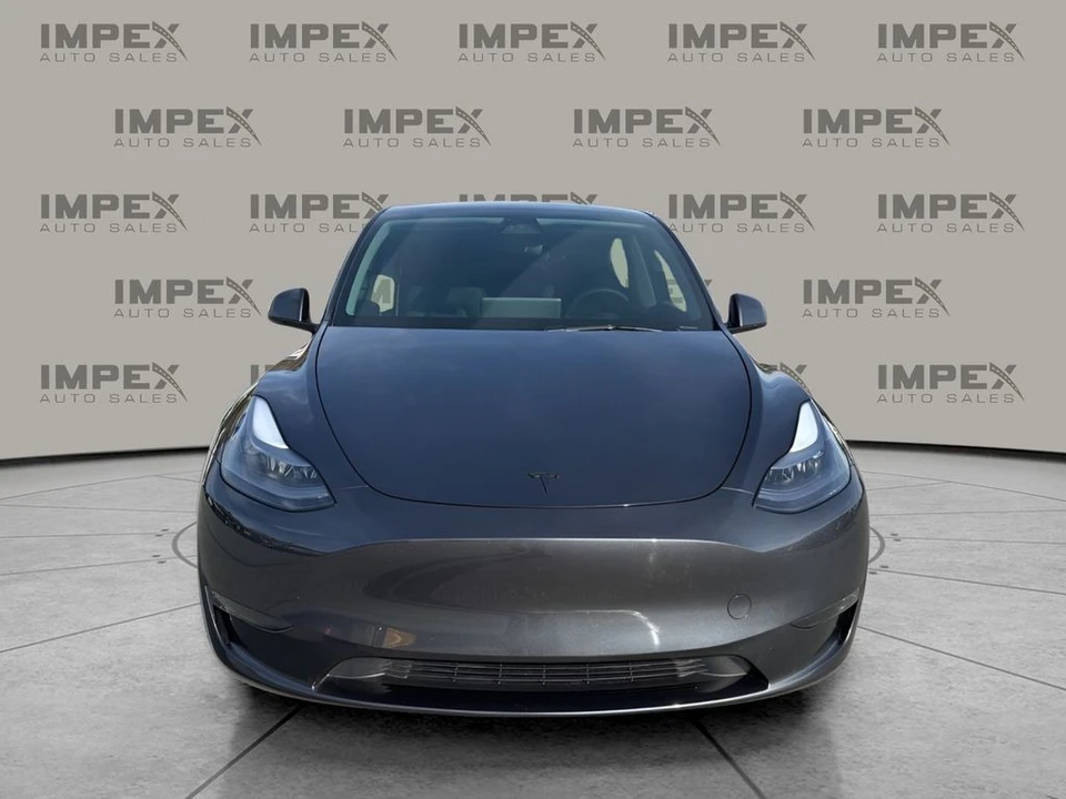 2025 Tesla Model Y Performance - Image 8 of 12