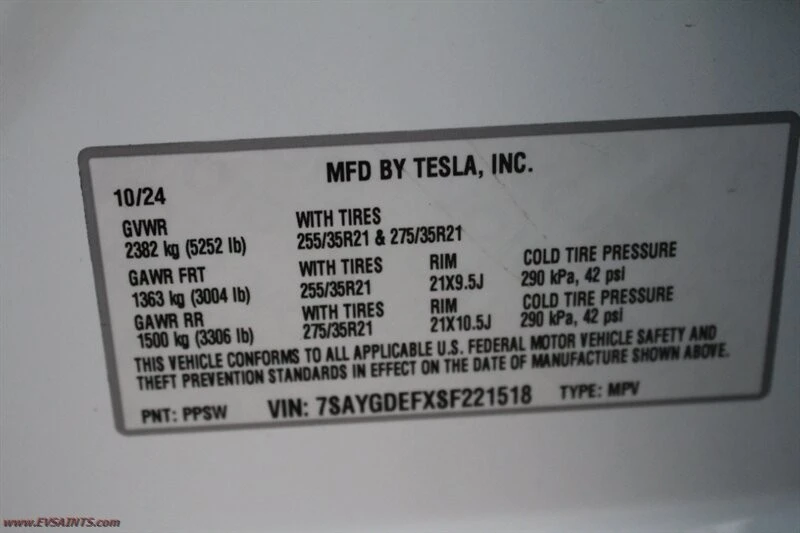 2025 Tesla Model Y Performance - Image 20 of 21