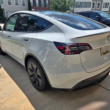 2025 Tesla Model Y Performance