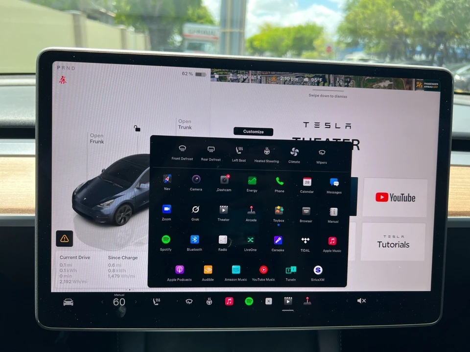2025 Tesla Model Y - Image 30 of 31