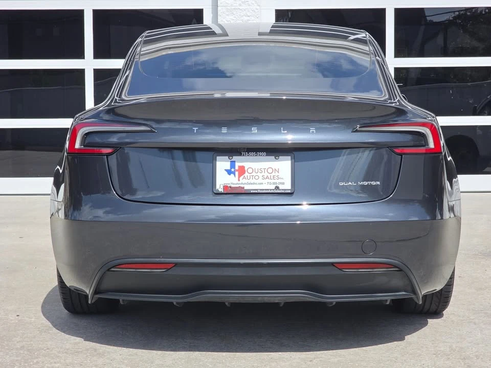 2025 Tesla Model 3 - Image 4 of 20