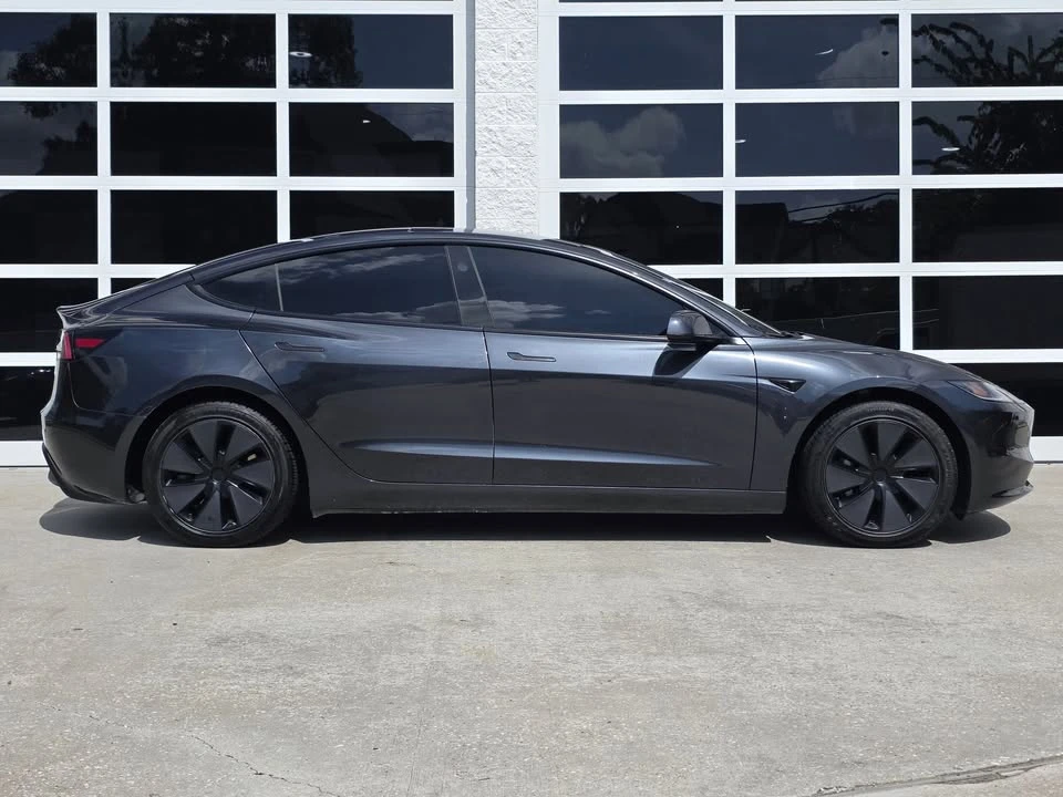 2025 Tesla Model 3 - Image 2 of 20