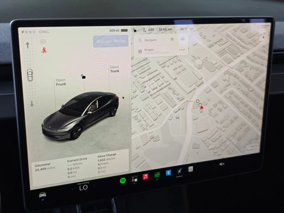 2025 Tesla Model 3 - Image 11 of 20