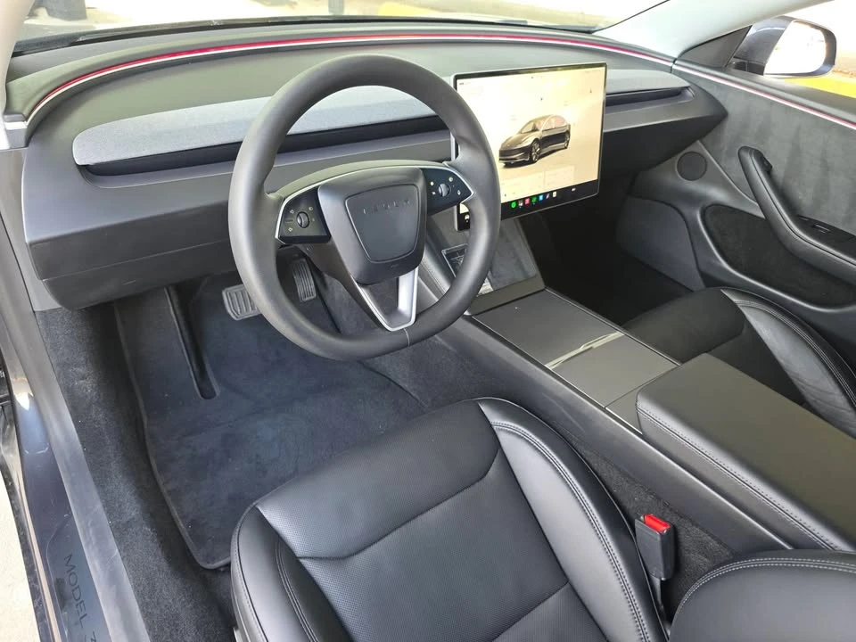 2025 Tesla Model 3 - Image 10 of 20
