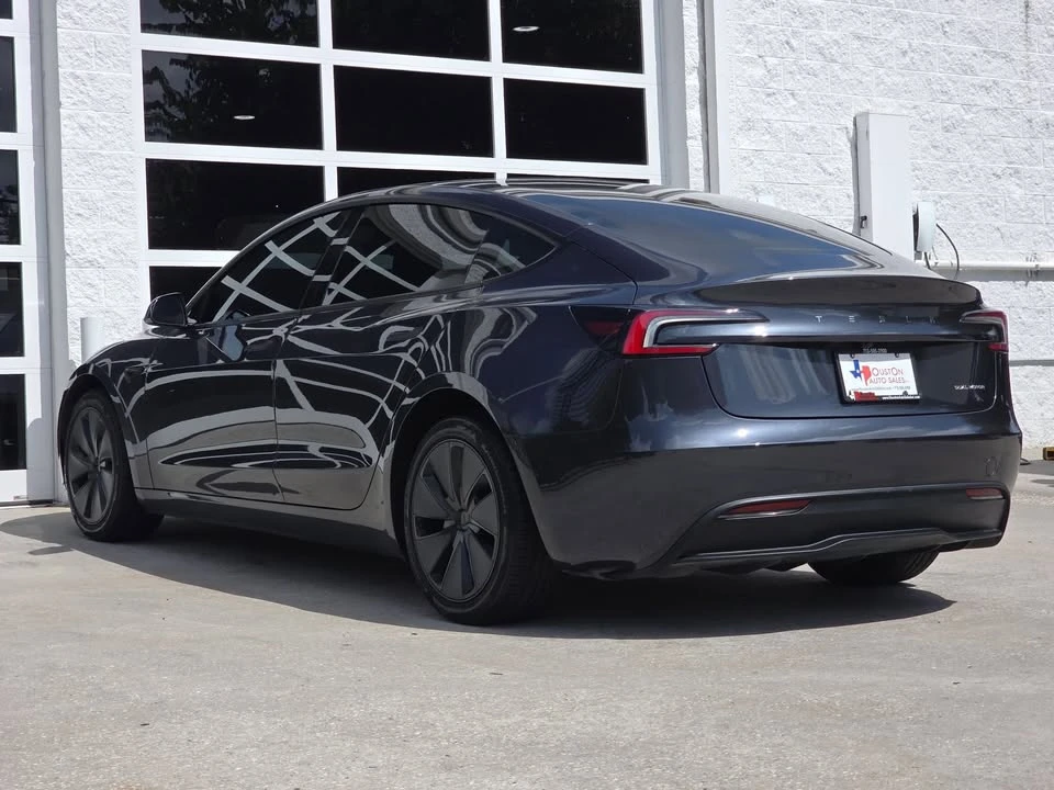 2025 Tesla Model 3 - Image 5 of 20