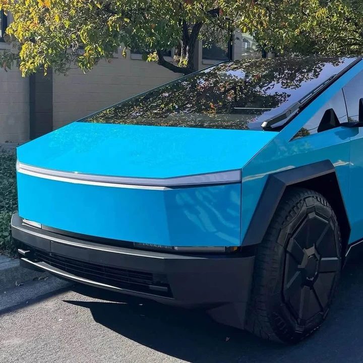 2025 Tesla - Image 4 of 4