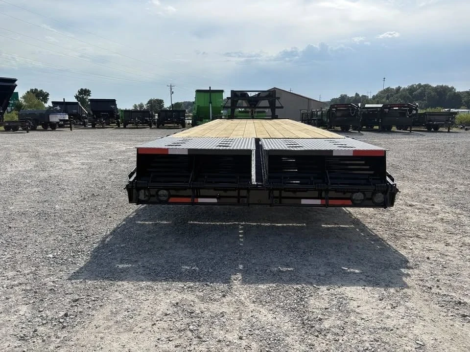2025 Parts & Memorabilia Trailers - Image 8 of 14