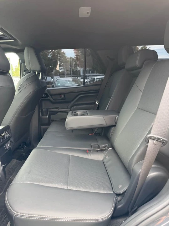 2025 Toyota 4Runner 6th Gen - Image 9 of 16