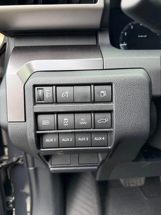 2025 Toyota 4Runner 6th Gen - Image 16 of 16