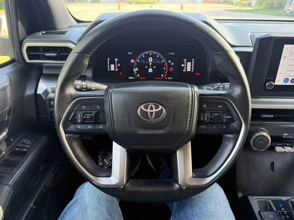 2025 Toyota 4Runner 6th Gen - Image 7 of 12