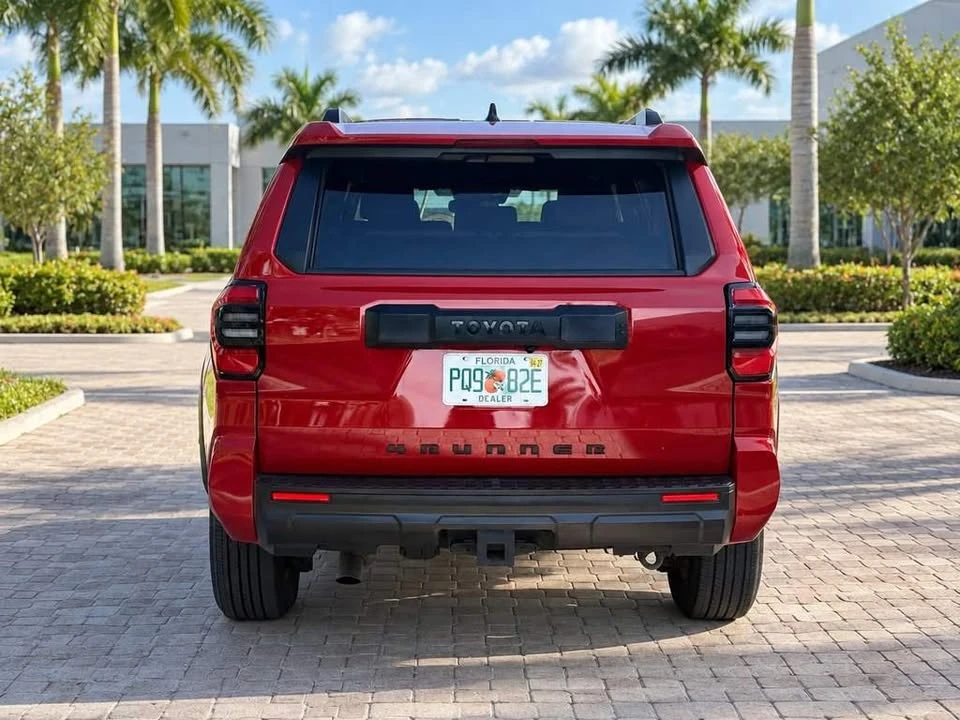 2025 Toyota 4Runner 6th Gen - Image 6 of 12