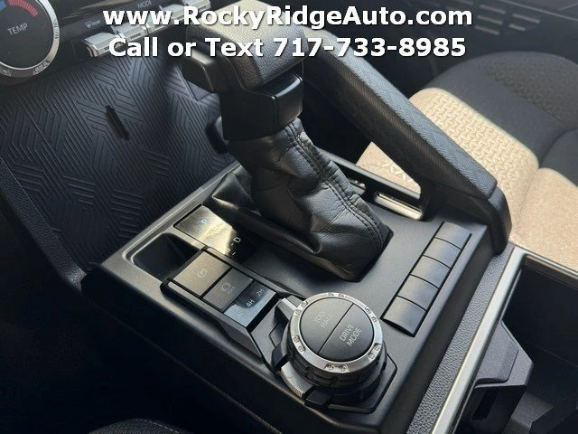 2025 Toyota 4Runner 6th Gen - Image 12 of 20
