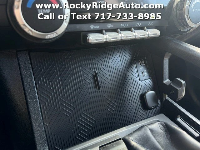2025 Toyota 4Runner 6th Gen - Image 13 of 20