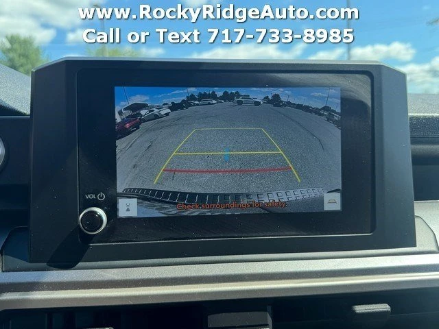 2025 Toyota 4Runner 6th Gen - Image 15 of 20