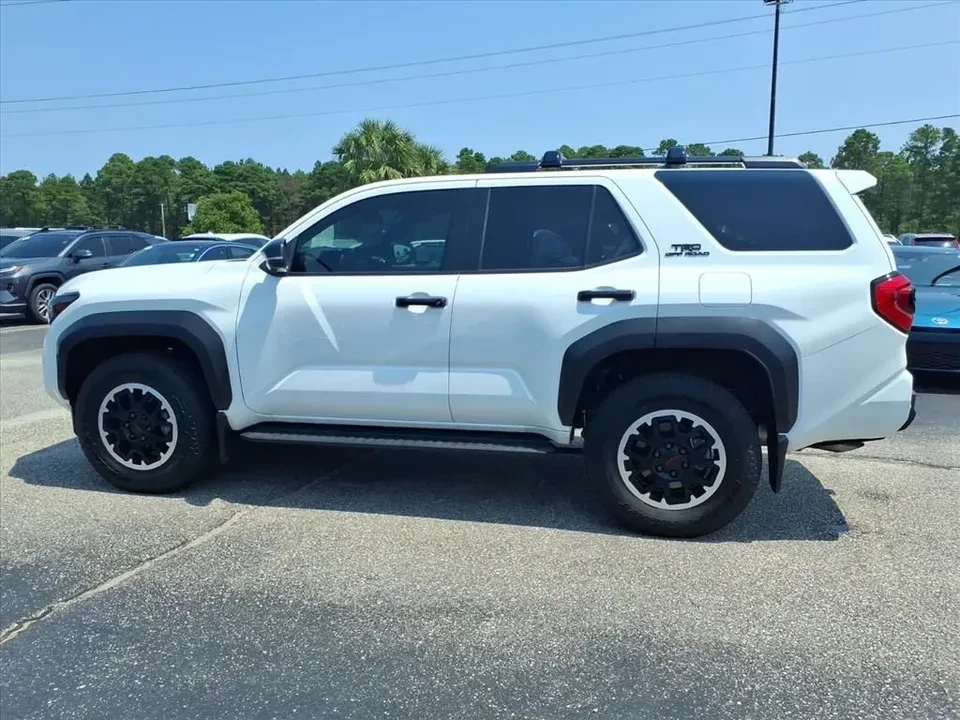 2025 Toyota 4Runner 6th Gen - Image 6 of 14