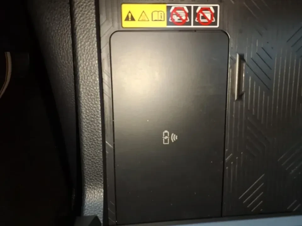 2025 Toyota 4Runner 6th Gen - Image 10 of 14