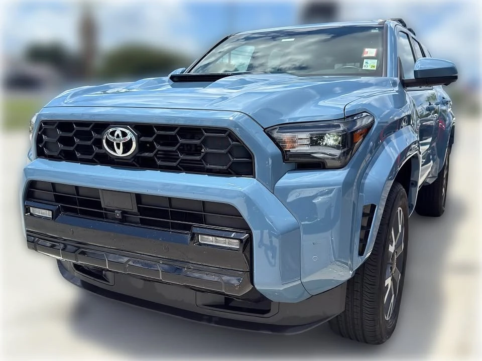 2025 Toyota 4Runner 6th Gen - Image 2 of 13
