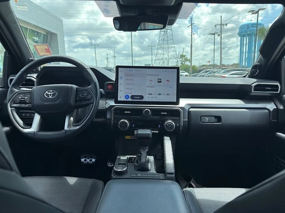2025 Toyota 4Runner 6th Gen - Image 11 of 13