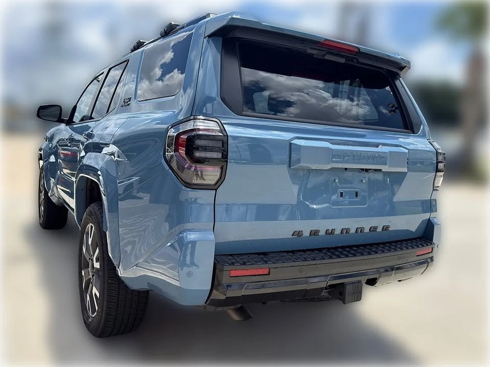 2025 Toyota 4Runner 6th Gen - Image 4 of 13