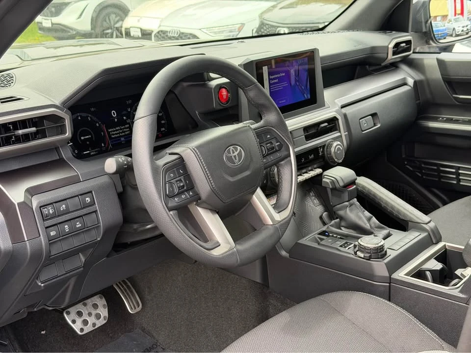 2025 Toyota 4Runner 6th Gen - Image 5 of 14