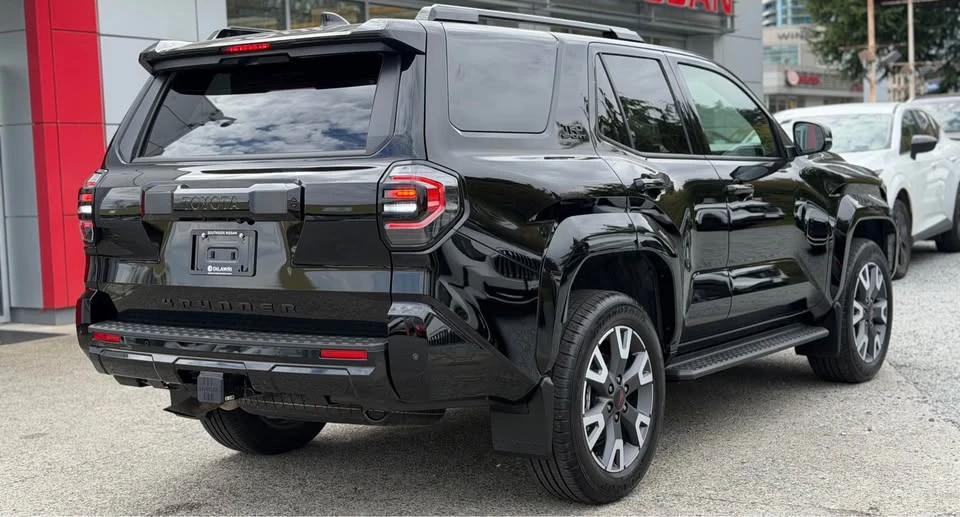 2025 Toyota 4Runner 6th Gen - Image 3 of 14