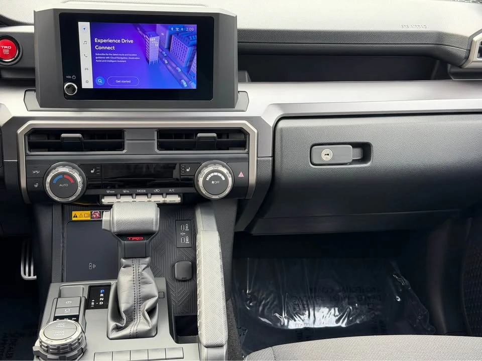 2025 Toyota 4Runner 6th Gen - Image 9 of 14
