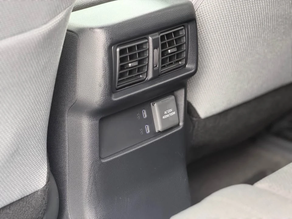 2025 Toyota 4Runner 6th Gen - Image 11 of 14