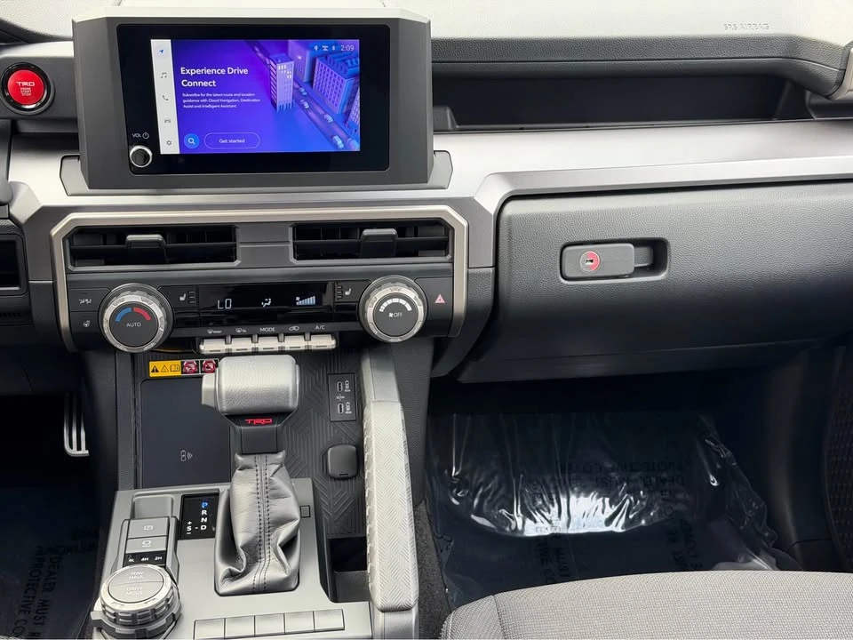 2025 Toyota 4Runner 6th Gen - Image 10 of 14