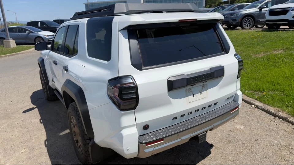 2025 Toyota 4Runner 6th Gen - Image 4 of 14