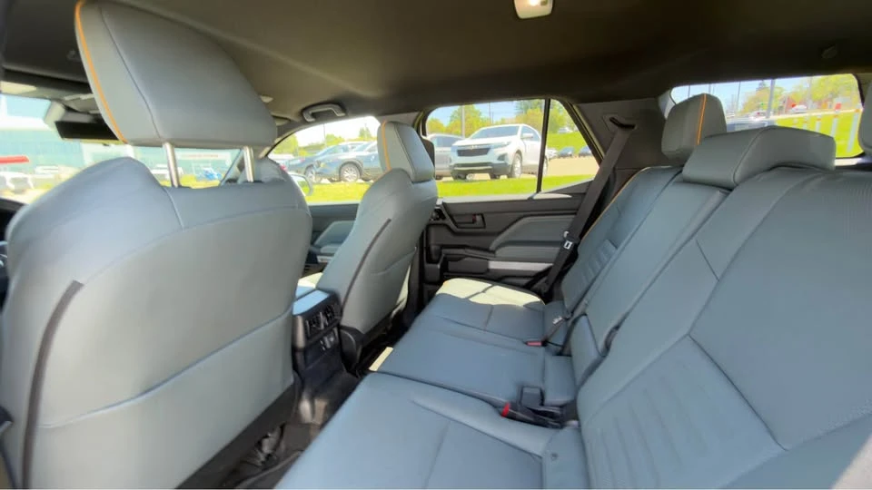 2025 Toyota 4Runner 6th Gen - Image 11 of 14