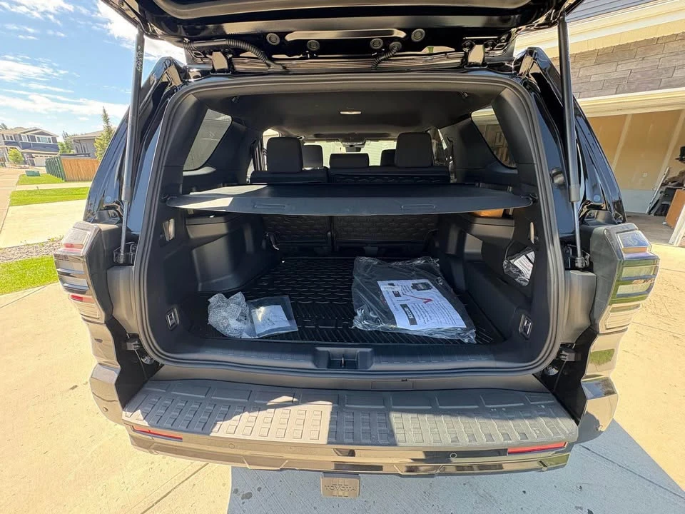 2025 Toyota 4Runner 6th Gen - Image 14 of 20