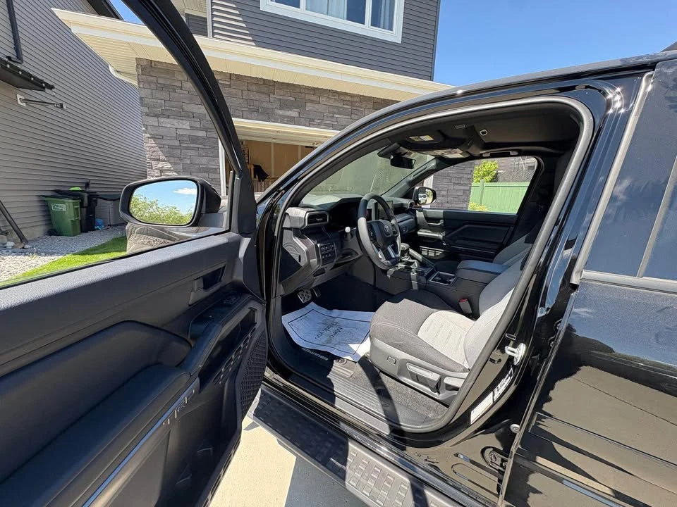 2025 Toyota 4Runner 6th Gen - Image 16 of 20