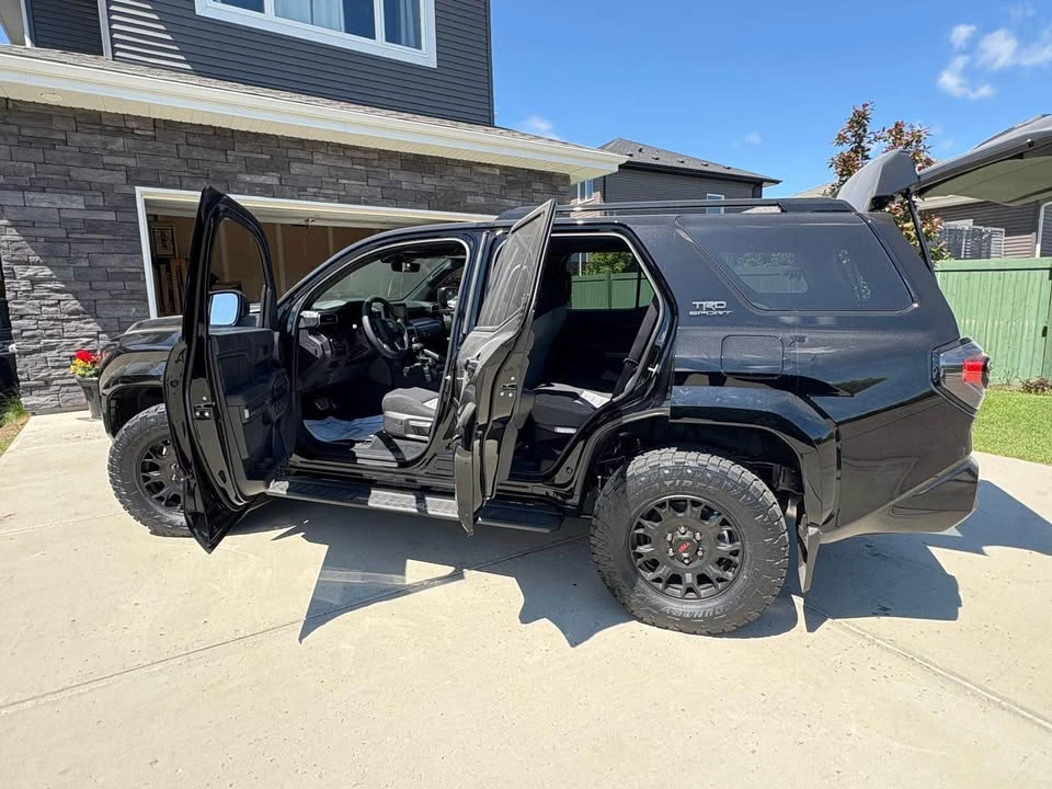 2025 Toyota 4Runner 6th Gen - Image 8 of 20