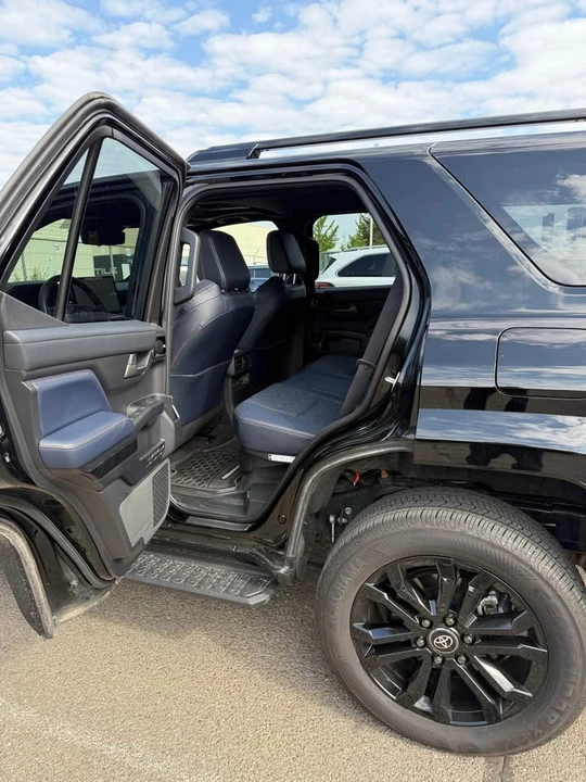 2025 Toyota 4Runner 6th Gen - Image 6 of 7