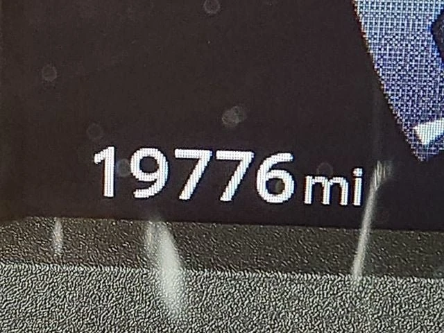 2025 Toyota 4Runner 6th Gen - Image 17 of 20