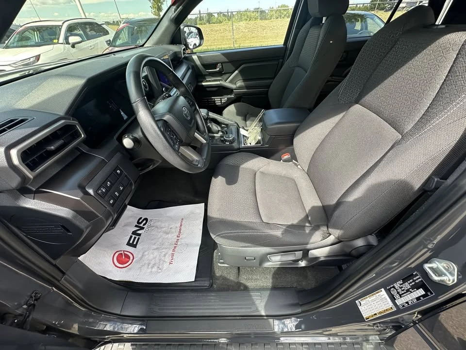 2025 Toyota 4Runner 6th Gen - Image 14 of 17