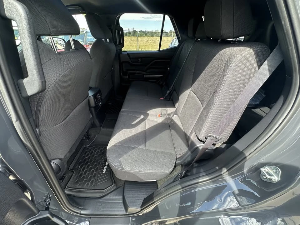 2025 Toyota 4Runner 6th Gen - Image 17 of 17