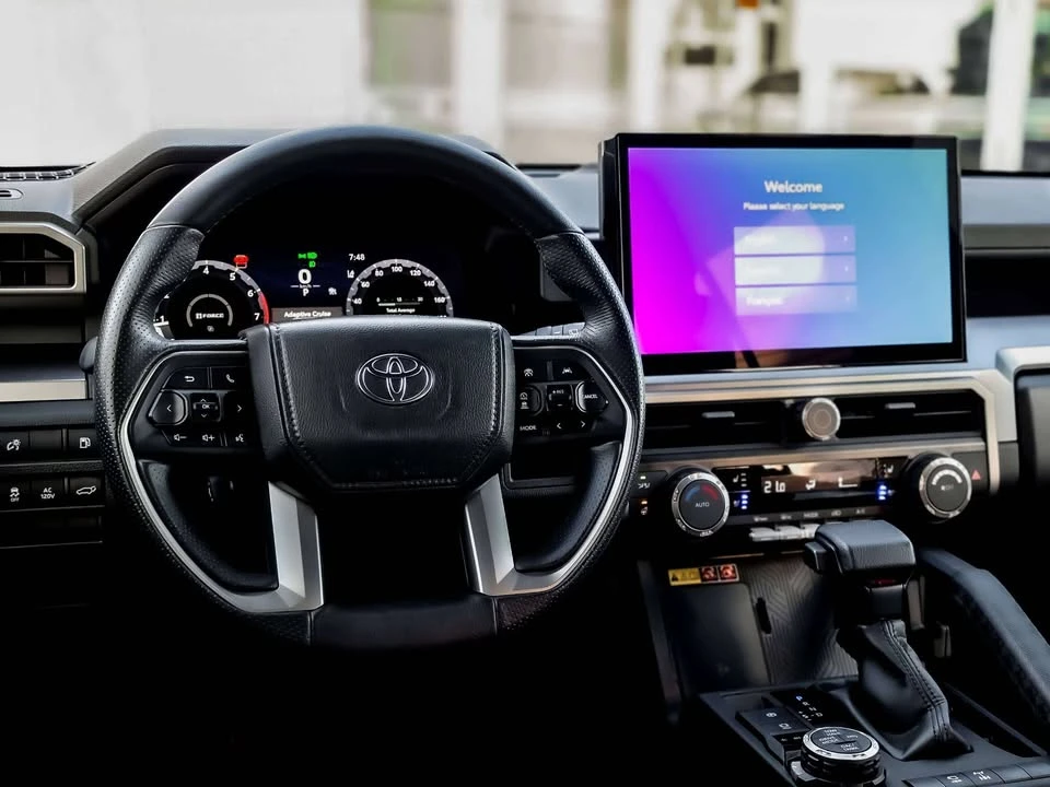 2025 Toyota 4Runner 6th Gen - Image 11 of 19