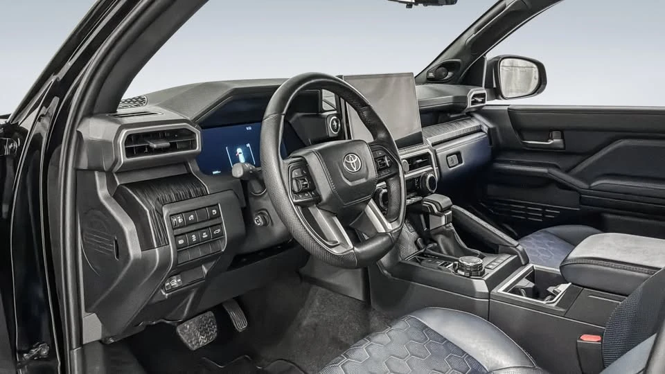 2025 Toyota 4Runner 6th Gen - Image 11 of 20