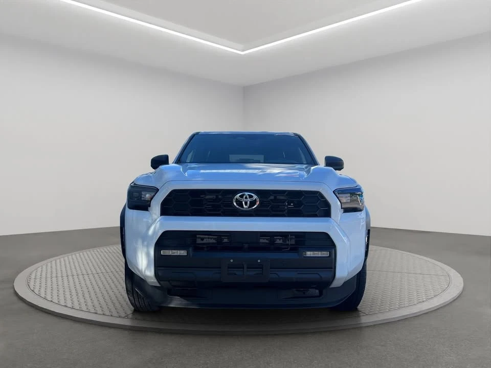 2025 Toyota 4Runner 6th Gen - Image 2 of 18