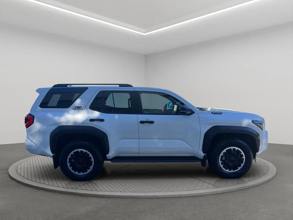 2025 Toyota 4Runner 6th Gen - Image 3 of 18