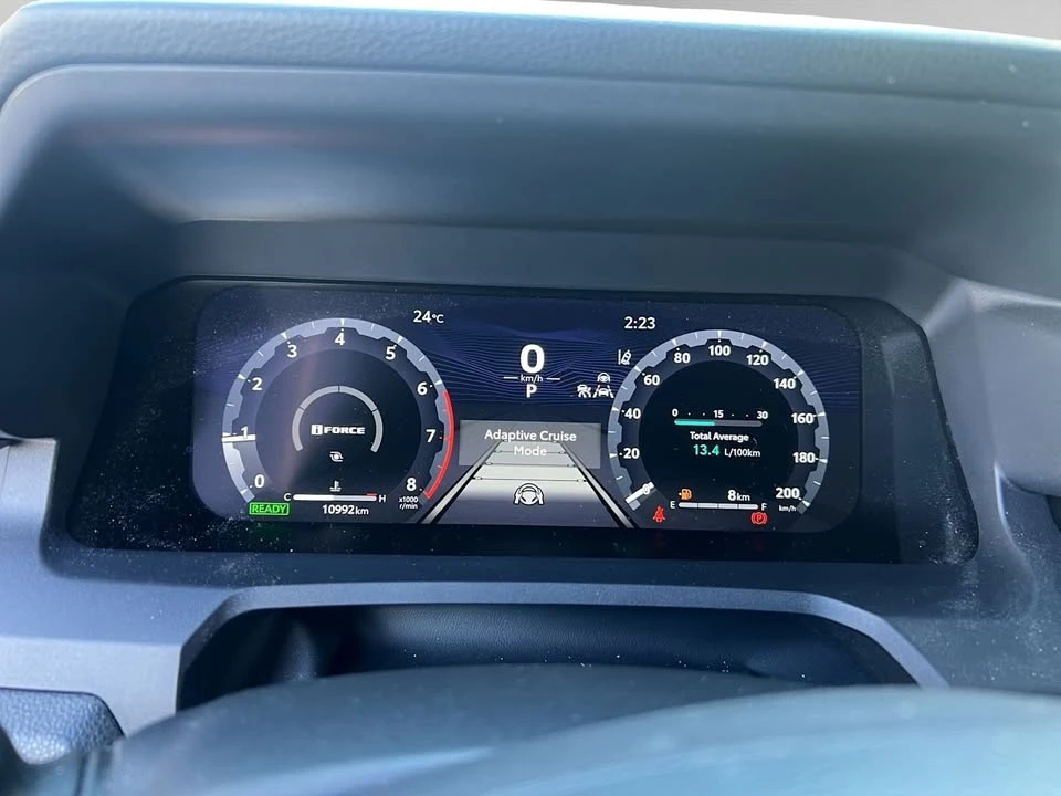2025 Toyota 4Runner 6th Gen - Image 11 of 18