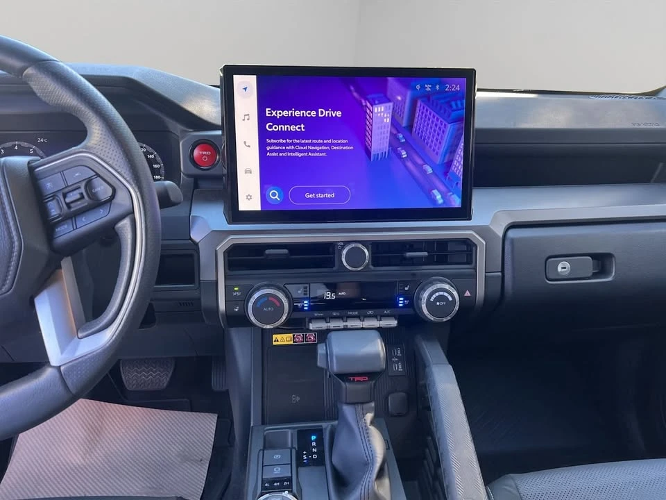 2025 Toyota 4Runner 6th Gen - Image 13 of 18