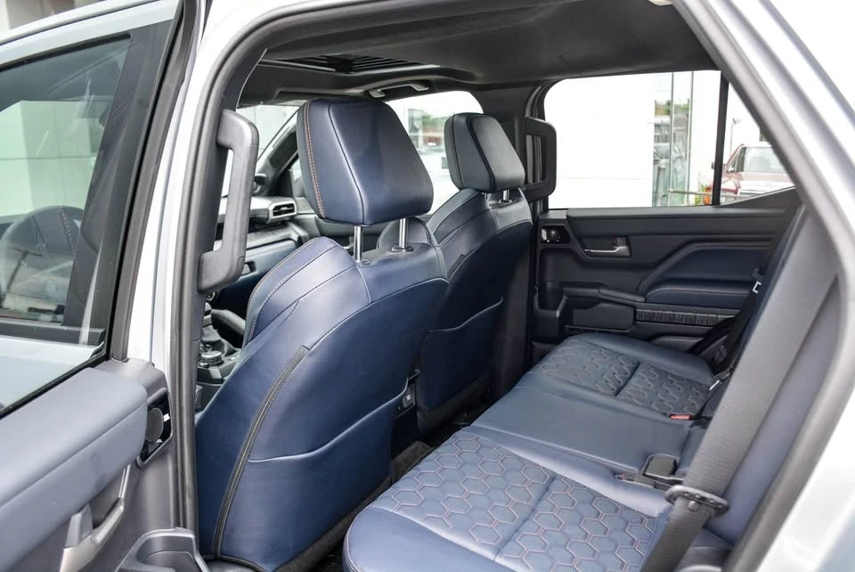 2025 Toyota 4Runner 6th Gen - Image 15 of 16