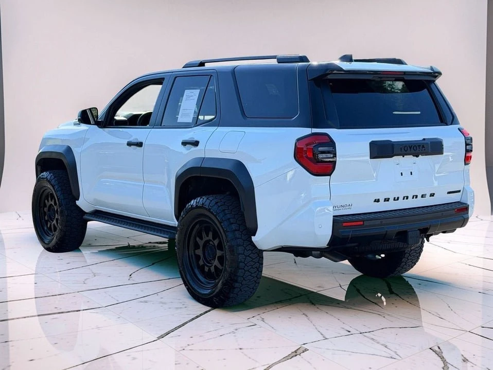 2025 Toyota 4Runner 6th Gen - Image 2 of 9