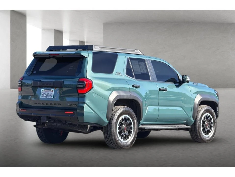 2025 Toyota 4Runner 6th Gen - Image 3 of 9