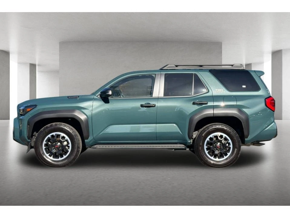 2025 Toyota 4Runner 6th Gen - Image 6 of 9