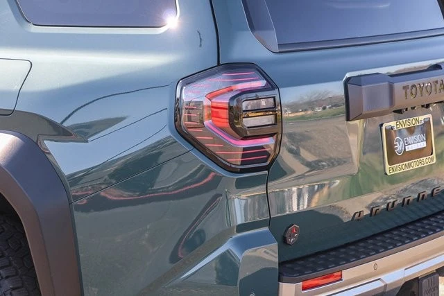 2025 Toyota 4Runner 6th Gen - Image 11 of 12