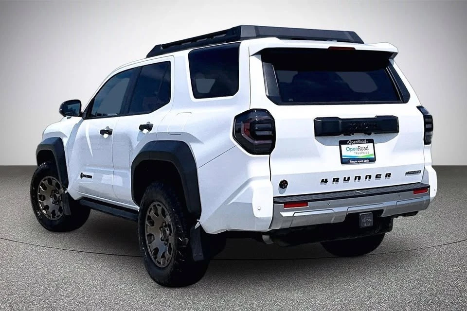 2025 Toyota 4Runner 6th Gen - Image 5 of 11
