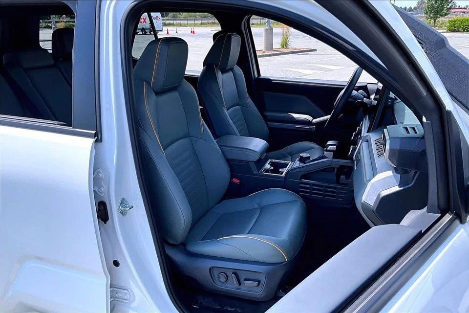 2025 Toyota 4Runner 6th Gen - Image 11 of 11